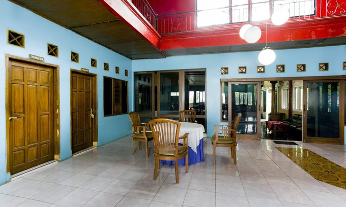 Paseh Hotel | SPOT ON 2584 Hotel Karya Nunggal Asri