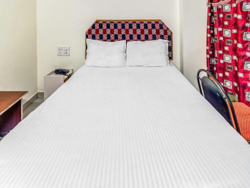 Guntur Hotel | SPOT ON Swarna Mayuri