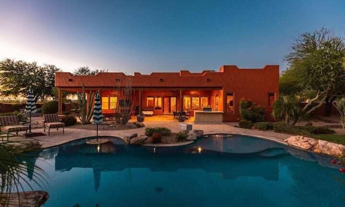 Desert Hills House | Sprawling Arizona Oasis w/Dream Backyard