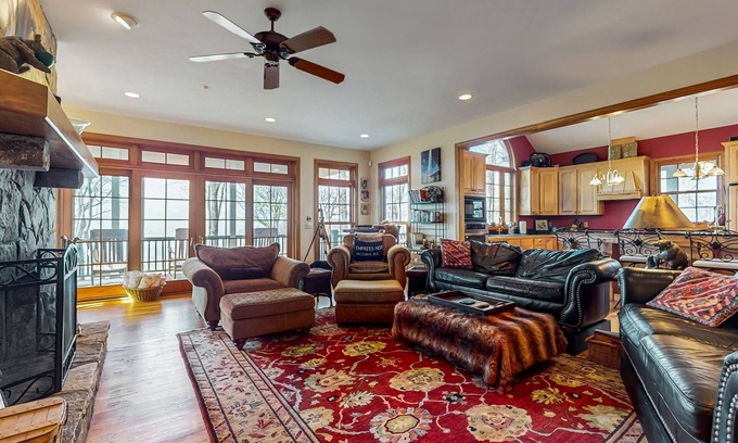 Rosman House | Sprawling family retreat with hot tub, fireplace and mountain views