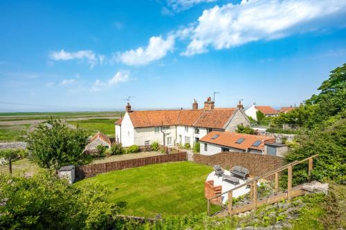 Cley next the Sea House | Spyglass Cottage by Big Skies Cottages