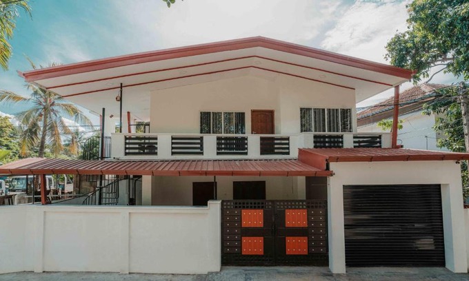 Puliyanthivu House | Sri Construction Circuit Bungalow