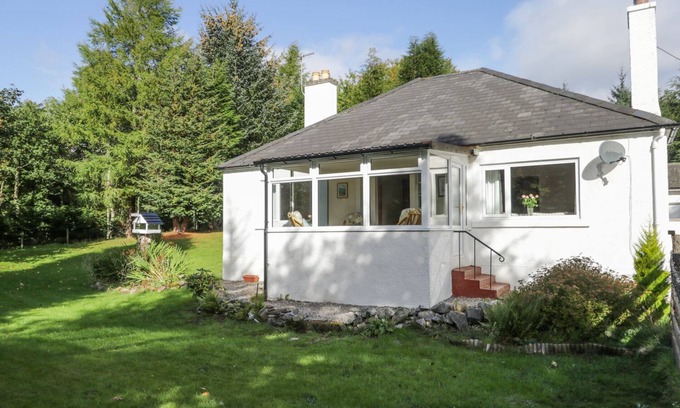 Invershin House | ST. AETHANS, with open fire in Bonar Bridge