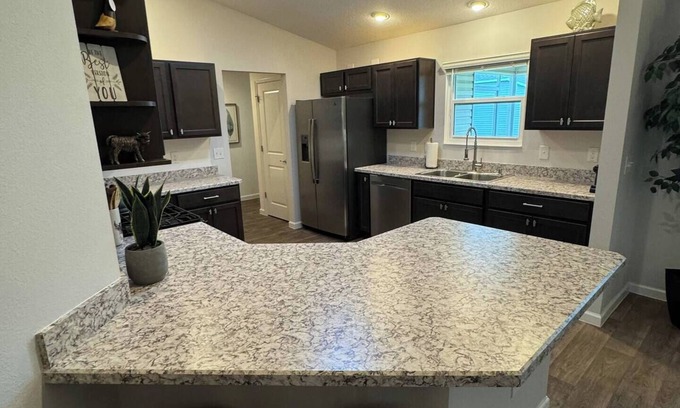 Leesburg House | St. Catherine Cottage