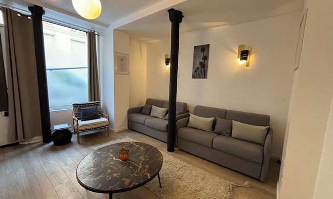 Quartier de l'Ecole-Militaire Apartment | St Germain-Bon Marché - cosy n°1
