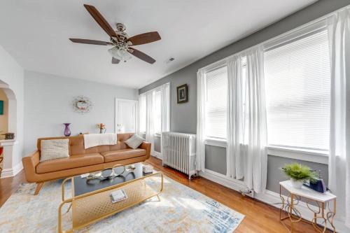 Beverly Hills Apartment | St Louis Vacation Rental about 10 Mi to Downtown!