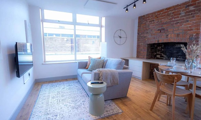Eccles Apartment | St Mary's Church OneBedroom Apartment by Sojo Stay