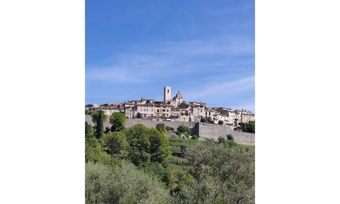 La Colle-sur-Loup House | St Paul la carte postale, large independent 2-room apartment in a villa