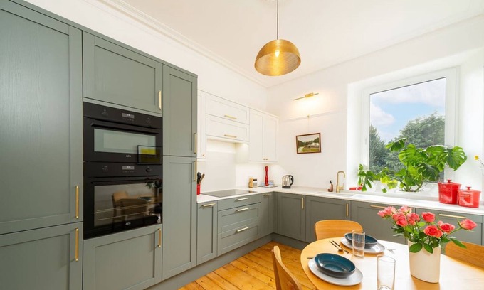 Aberdeen West End Apartment | St Swithin Aberdeen City