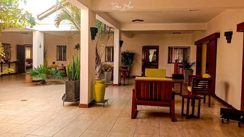 Morondava House | Staff House Morondava