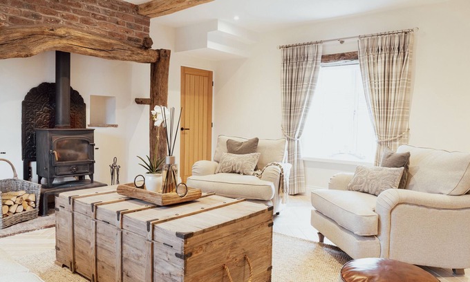 Sutton Cottage | STAG COTTAGE, family friendly in Sutton Near Macclesfield
