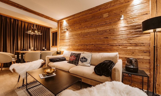 Sankt Anton am Arlberg Apartment | StAnton Vibes Deluxe Apartment