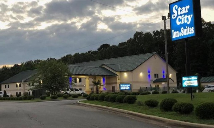 Star City Hotel | Star City Inn & Suites