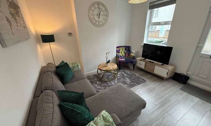 Peterborough House | Star Road Home, Central Peterborough Location