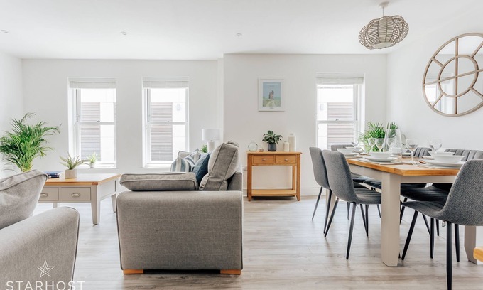 Newbury Apartment | Starhost Residences Brand New 2 Bedroom Apartment in Newbury Town Centre