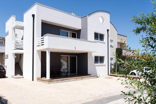 Vir Apartment | Station 22 - Brand new apartment with a terrace and private parking