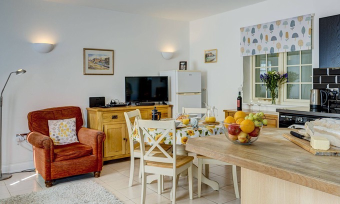 Long Hanborough Cottage | Station Cottage | Oxfordshire Holiday Let | 1 Bed & Sleeps 2