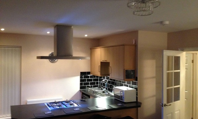 Abercwmboi Apartment | Station House Holiday Let Merthyr Tydfil