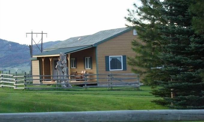 Broadwater County House | Staubach Creek Ranch, Great Mountain Vistas in Big Sky Country
