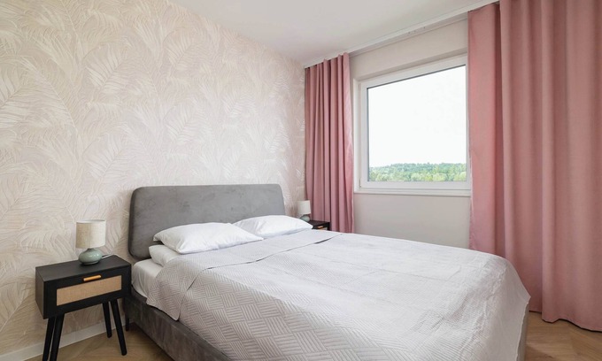 Zywiec Apartment | Stawy 26 | Żywiec | Pastel Apartment | Parking