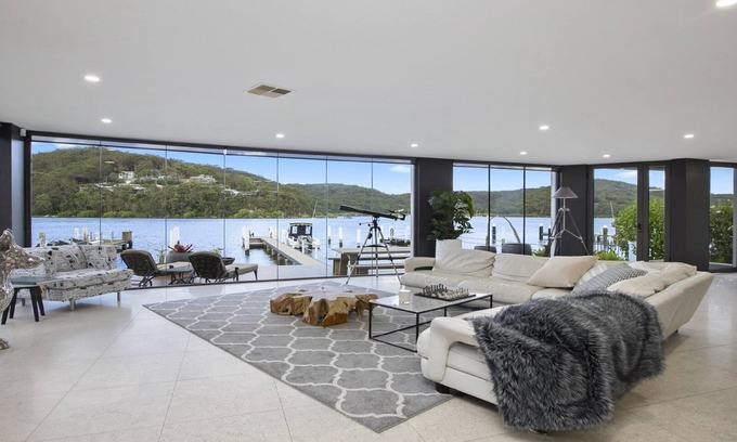 Booker Bay Apartment | Stay 7, pay 5 these school holidays-Pool/spa/sauna