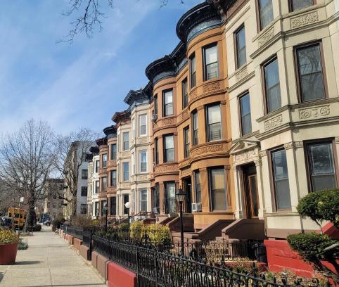 Crown Heights House | Stay in Historic Brooklyn Townhouse