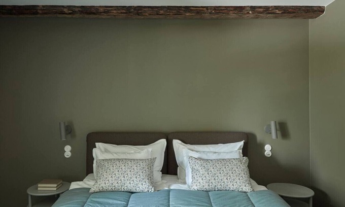 Mathildedal House | Stay North - Matri House: Selma