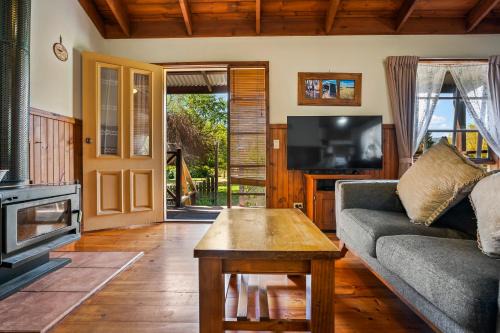 Badger Creek House | StayAU Birchwood Cottage 2BR Yarra Valley Cottage