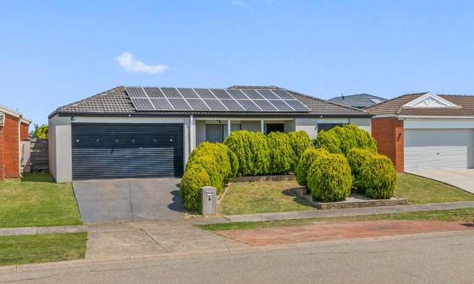 Berwick House | StayAU Cozy Family Home 4BR Berwick