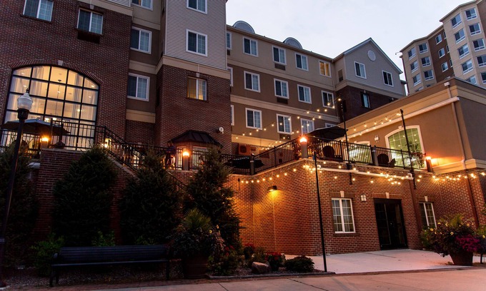 Rochester Hotel | Staybridge Suites Rochester University by IHG