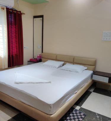Dakshineswar Hotel | STAYMAKER Addyama - Only Indian Citizens Allowed