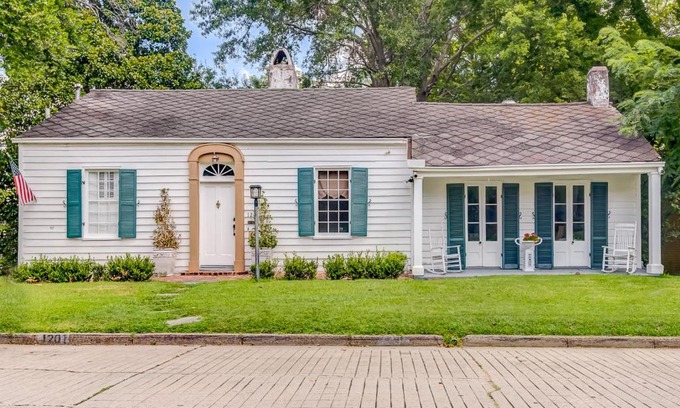 Vicksburg Bed & Breakfast | Steele Cottage