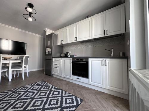 Victoria Apartment | Stefan's Place
