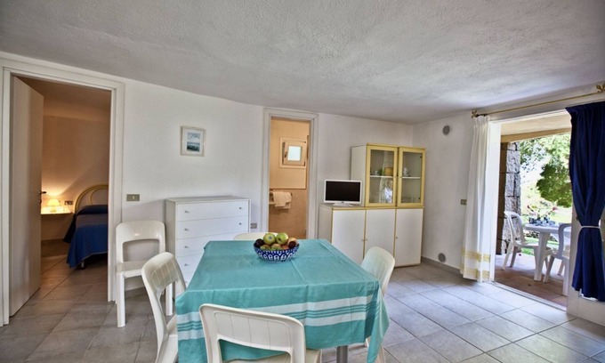 Porto Rotondo Apartment | Stella di Gallura Two-room apartment sleeps 2, A.C, WIFI