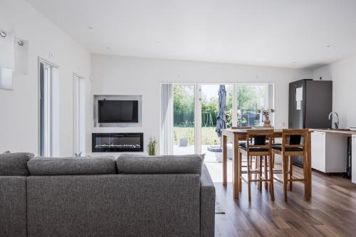 Linkoping House | Stenhuset