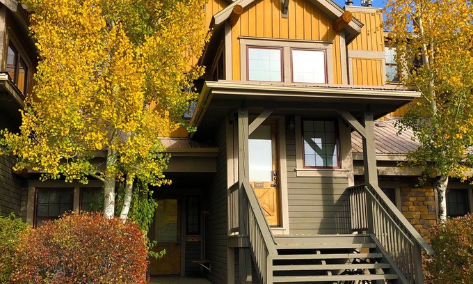 Granby Condo | Steps away from the lift - Ski, Bike, Golf, Fish - Four Season's of Family fun!