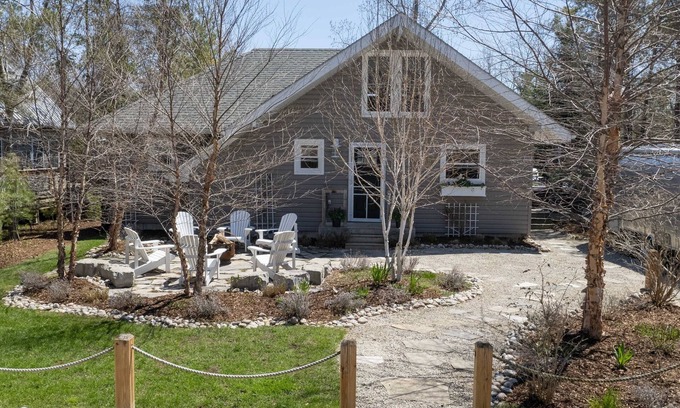 Huron-Kinloss Cottage | Steps from sandy beach - Lurgan Beach cottage