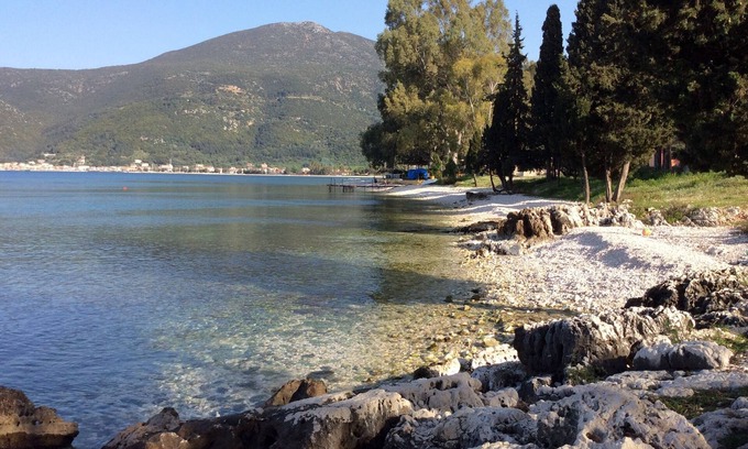 Karavomylos Apartment | Steps from the Ionian Sea, literally 10m from barefoot bliss!