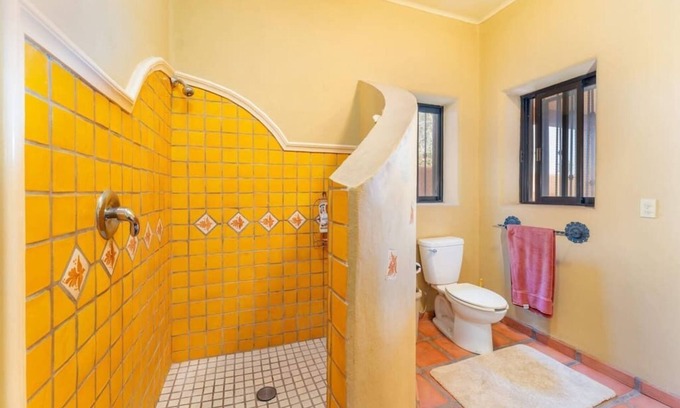 Loreto House | Steps to BEACH! Privacy in the Heart of Loreto!