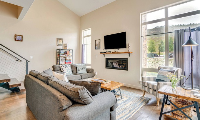 Silvercreek House | Steps to Conquest Ski Lift: Granby Home w/Grill