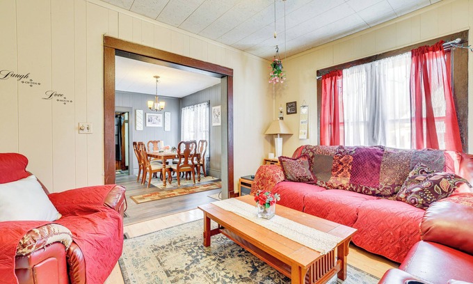 Preston House | Steps to Root River: Home w/Large Yard!