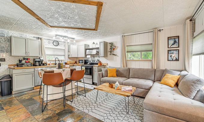 Sterling Cabin | Sterling Home w/Patio, BBQ Grill & Fire Pit!