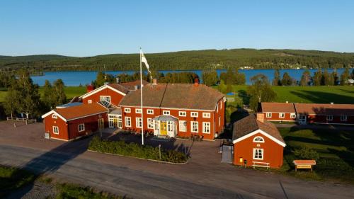 Vallsta Hotel | STF Undersvik Gårdshotell & Vandrarhem
