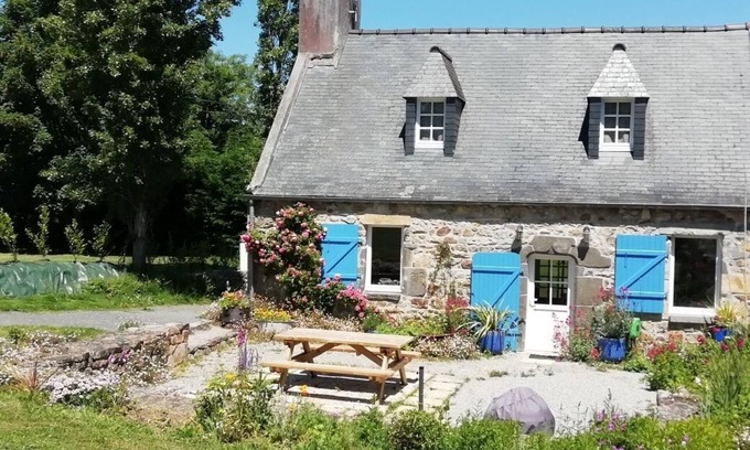 Camaret-sur-Mer House | Stone house between Crozon and Camaret near beaches with WIFI