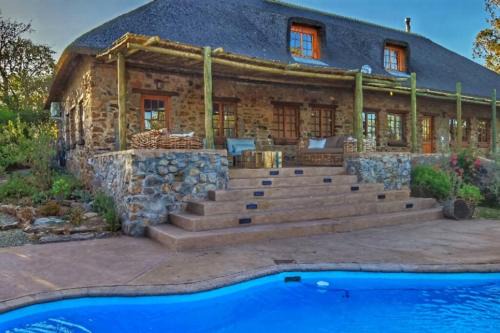 McGregor Villa | Stone House McGregor