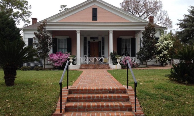 Natchez Bed & Breakfast | Stone House Musical B&B