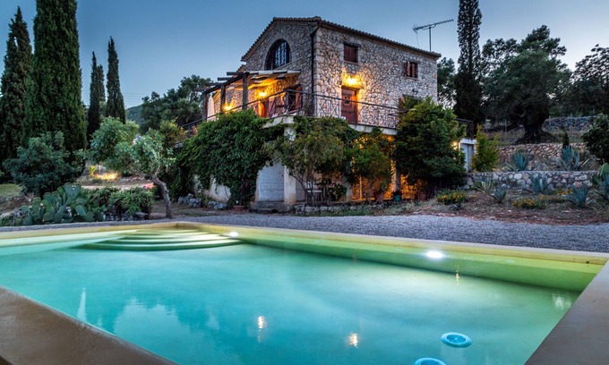 Askos Villa | Stone Villa Melite with private heated Swimming Pool and Hydromassage