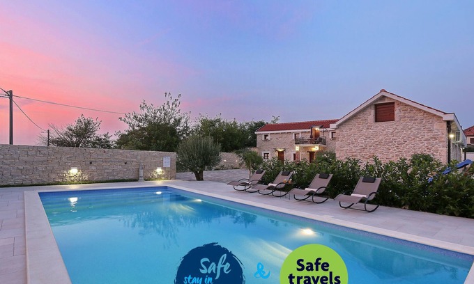 Skabrnja Villa | Stone villa Tereza, 4 bedroom, table tennis, playground for kids, pool
