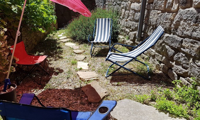 Issirac House | Stone village house, pets welcome.