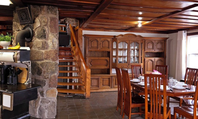 Seeleys Bay House | Stonewood Bay Getaway in Seeleys Bay–Spacious Yard, Lakeview, Sleeps 10